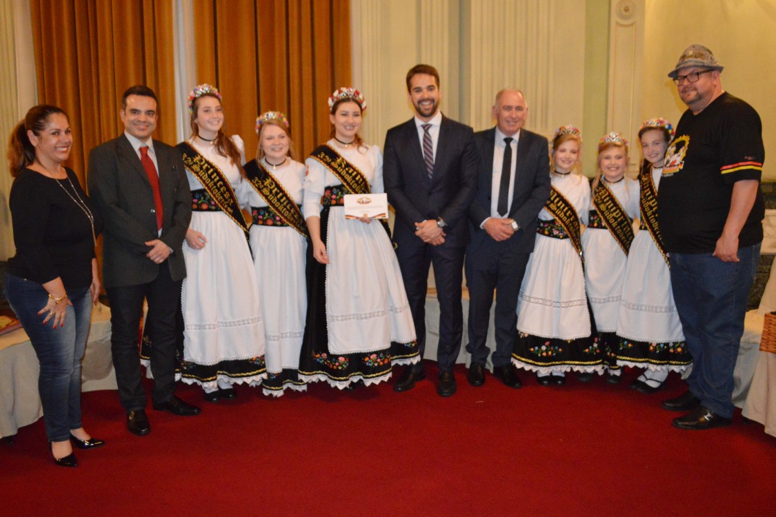 Governador recebe convite para a 32ª Südoktoberfest