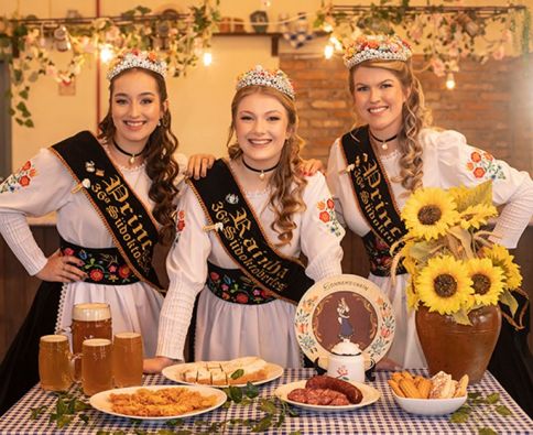 Abertas as inscrições para a Corte adulta da Südoktoberfest